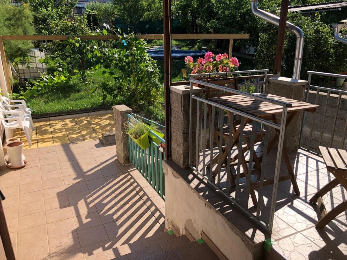 Ubytovani U Jerabku - Parkovani Zdarma Mikulov Exterior foto