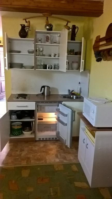 Ubytovani U Jerabku - Parkovani Zdarma Mikulov Exterior foto